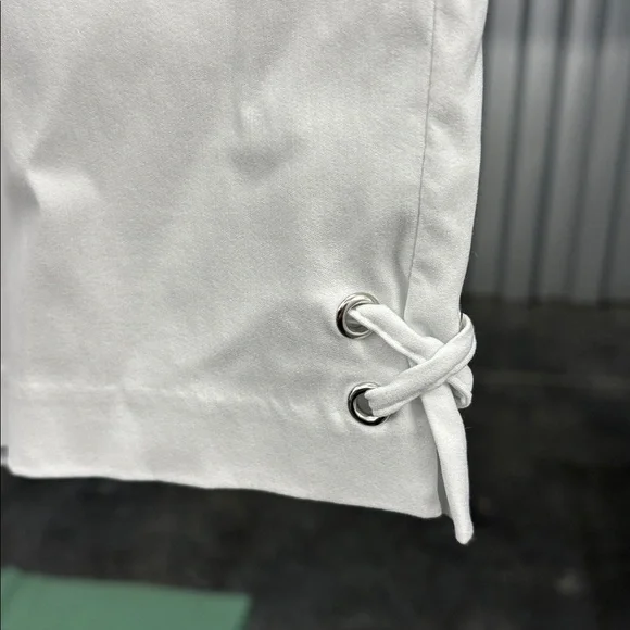 NWT Lauren & Riley Elegant White Women's Bermuda Shorts Lace Slits Pockets L - Picture 4 of 16